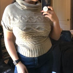 Cropped Nine West turtleneck sweater